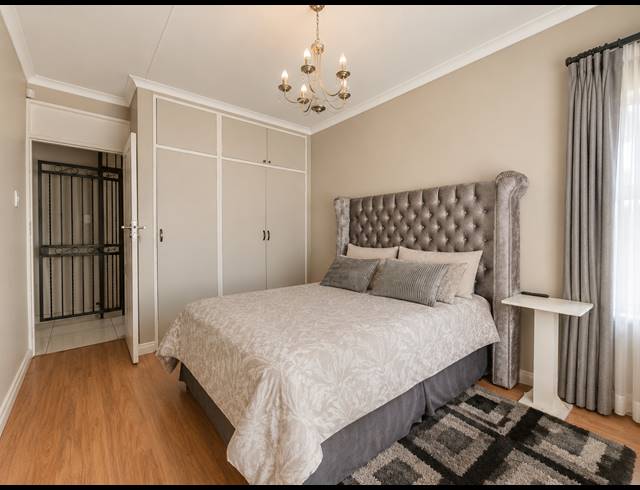 4 BEDROOM TOWNHOUSE FOR SALE IN THREE RIVERS
